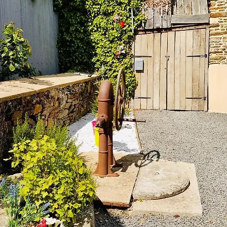 De Jade, Mont Saint Michel Aucey-la-Plaine